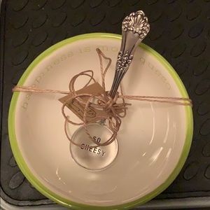 Mud Pie “so cheesy” queso bowl